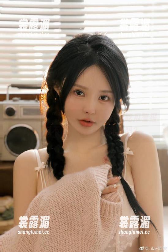 177.sk “177.sk”发布烧脑吃瓜警报:这瓜不简单,你敢来扎堆吗?
