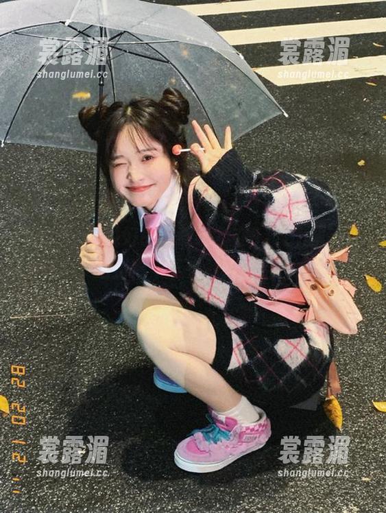 51fun 说好的下载咧?在51fun里,瓜吃到停不下来,哈哈哈!
