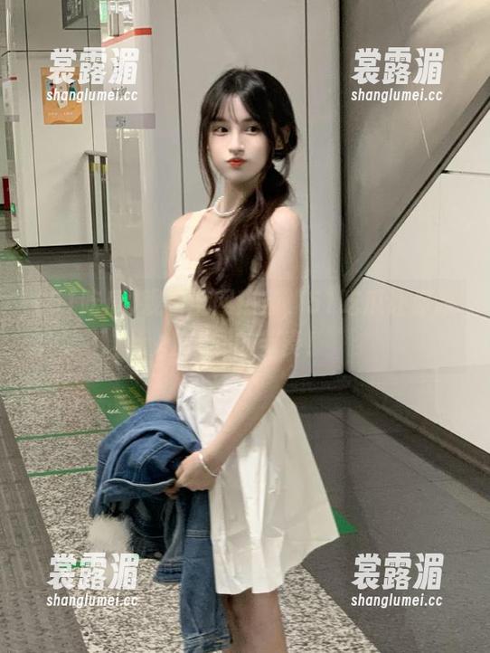 51吃瓜 观看全网热点,51吃瓜让你跟上瓜圈的节奏!