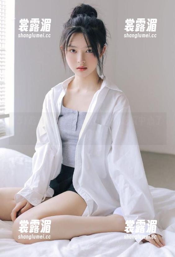 51吃瓜中心 为啥我直达51吃瓜中心了?为了这看瓜的乐趣呀!