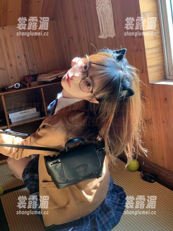 718吃瓜网 718吃瓜网的网页打不开,难道是瓜瓜们在开大会?