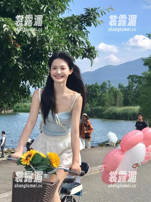 718黑瓜吃料 内容这么好,让我在718黑瓜吃料找到“永不迷路”的内心平静,尽管心里还是一团糟。