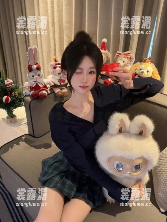 cgfun 登录51.cgfun,一边吃瓜一边变身八卦专家,赞好友情的需要!