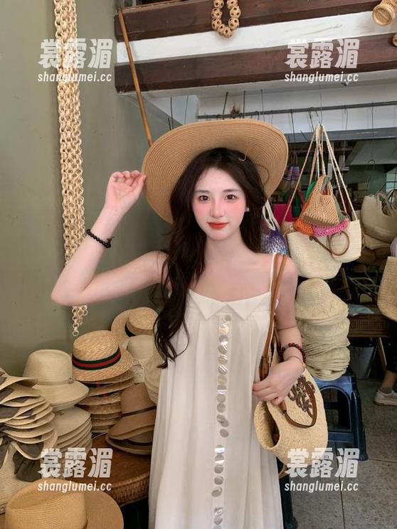 www.黑料 下载“www.黑料不打烊.top”,保准让你成为聚会中最受欢迎的“八卦传教士”!