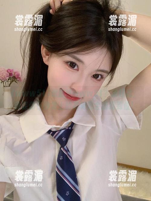 www51 想直达www51?放轻松,确保你在沙发上的姿势完全蜷缩到位!