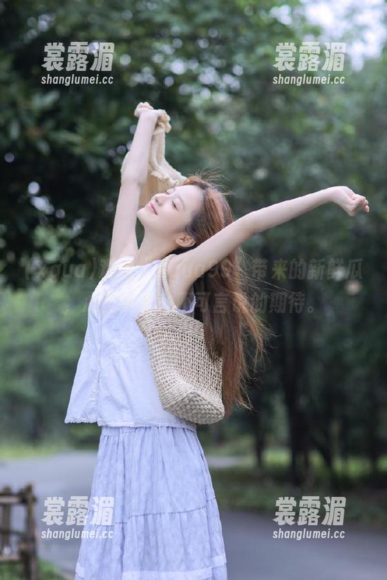 xgua 观看“xgua99”带来的新鲜瓜,心里竟有种不可言说的期待。