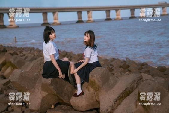 五一吃瓜还要分享娜娜老师的“神操作”，不是普通的吃瓜了！