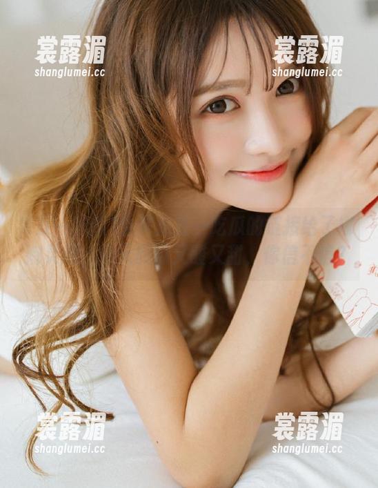 五一吃瓜 也许是五一吃瓜的链接给了娜娜灵感,今天的瓜又酸又甜,你信不信?