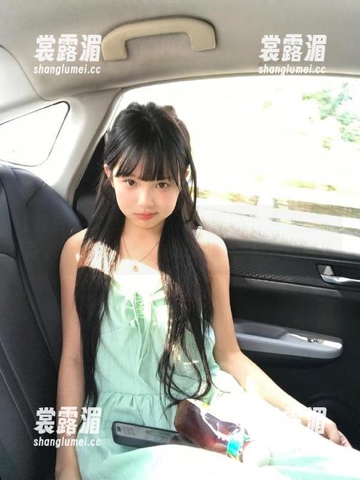 免费吃瓜 免费吃瓜网站带来的不仅是八卦,还有无尽的时间浪费…你割舍得吗?