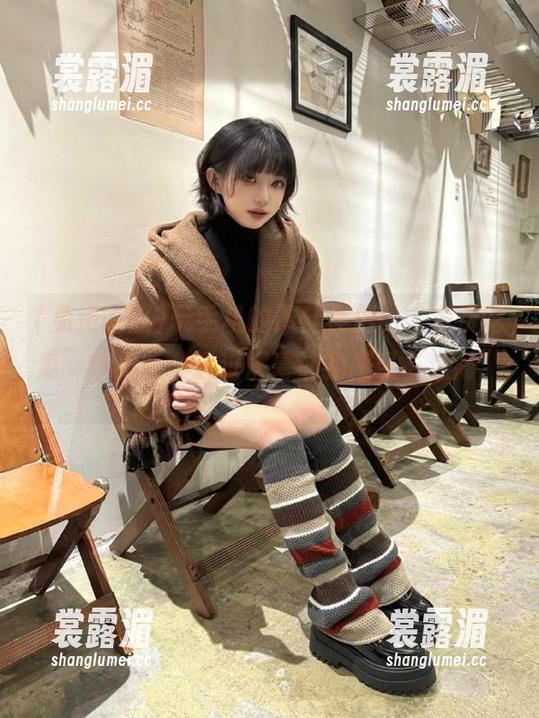免费吃瓜 玩手机的最佳伴侣,“免费吃瓜”苹果版,透过屏幕让我感受“热闹”。