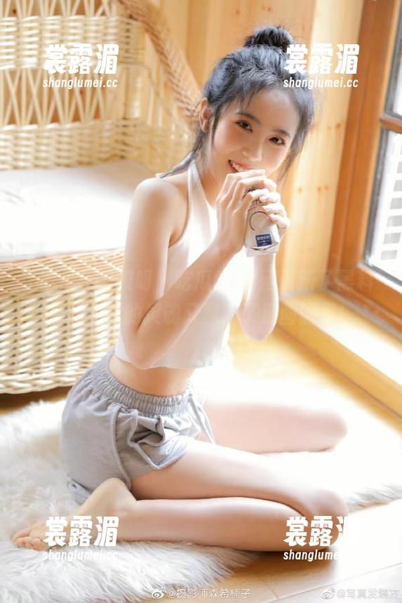 吃瓜51 哎呀,吃瓜51官网更新了黑料视频,我的灵魂又飘到了那画面里!