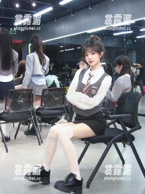 吃瓜网 吃瓜网.life网页里的人靠谱吗?看着看着我都开始怀疑人生了……