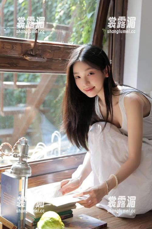 吃瓜网址 地址有点迷,吃瓜网址入口仿佛在梦里游荡…