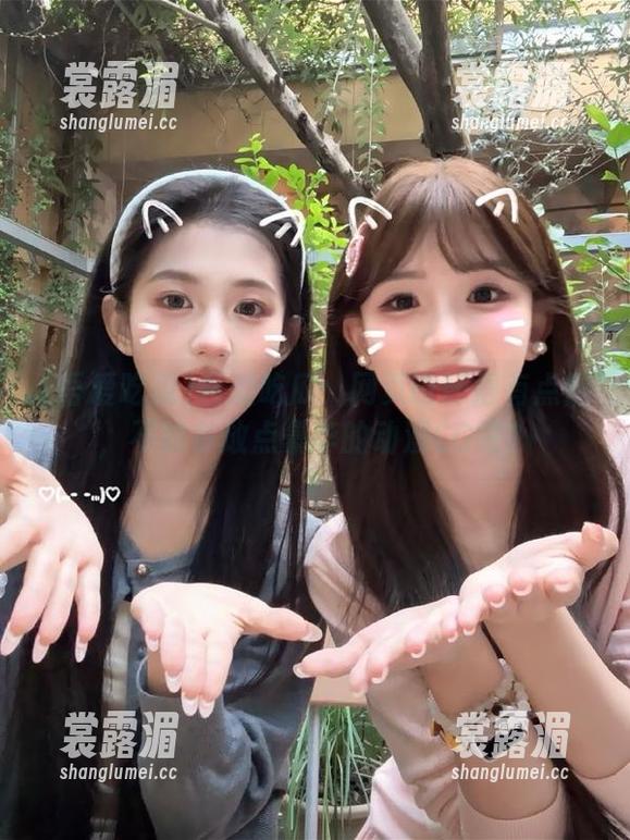 吾爱吃瓜 吾爱吃瓜:网页设计得有点懒,不如多放点豪华的动漫CG吧?