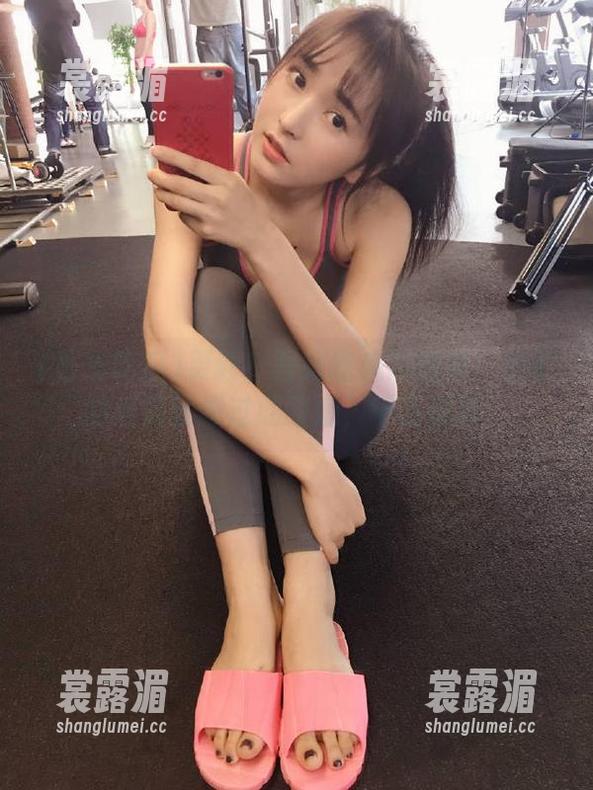吾爱吃瓜 更新!吾爱吃瓜网爆料:他们的爱情就像过期酸奶,千万别碰!