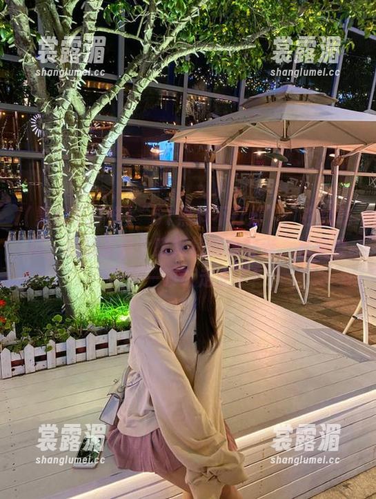 黑料不打烊 “51黑料不打烊”:在线吃瓜,我就是那个暗搓搓的观察者,社交设施:一顿饭走光了!