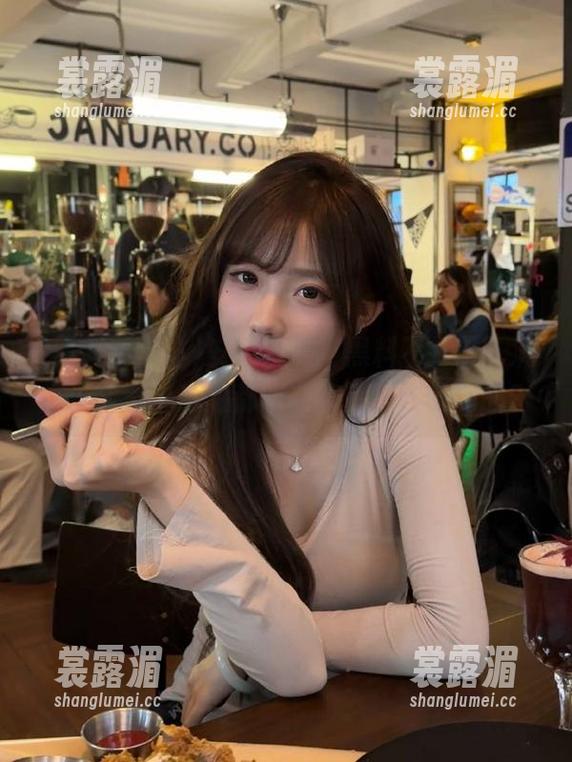 黑料不打烊 安卓下的“黑料不打烊”满是正能量,想想都有点奇妙,咋做到的?