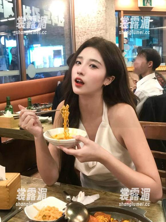 黑料不打烊 51黑料不打烊,网址点进去,瓜吃到停不下来!