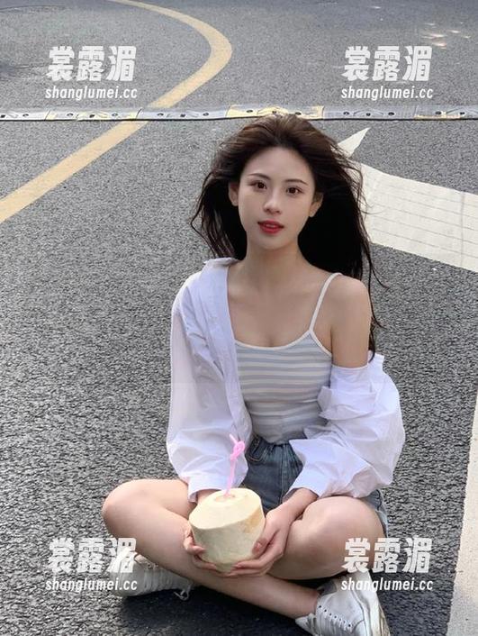 黑料吃瓜不打烊 “黑料吃瓜不打烊”视频,只要你跟着我,永不迷路,掌握所有真相的捷径!