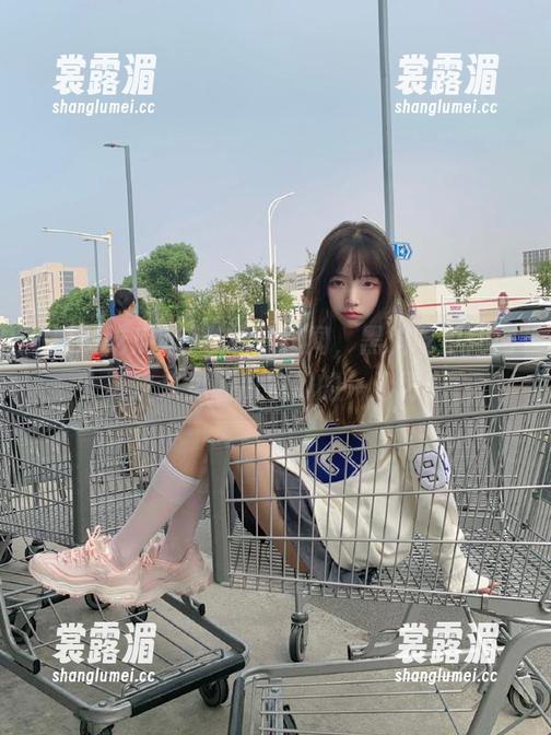 黑料吃瓜网 在线看绯闻,黑料吃瓜网网页快来见证瓜友们的一刀切!