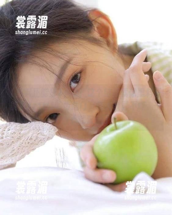 黑料正能量 小心!这个链接就像黑料正能量zzzttt的传送门,让人欲罢不能,一不小心就沉迷了~