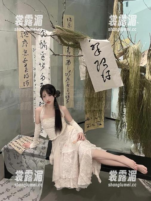 黑料正能量 黑料正能量给我导航,永不迷路——看我在八卦路上游刃有余!