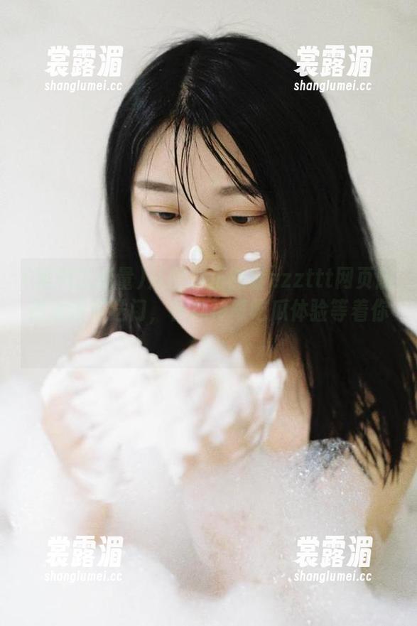 黑料正能量 从黑料正能量zzzttt网页随便跳进传送门,各种神奇吃瓜体验等着你!