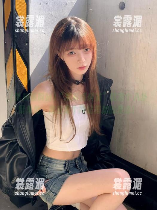 黑料爆料站 “黑料爆料站”就是个八卦聚集地,简直是个网站搭建的聚会!