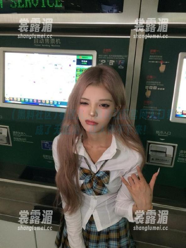 黑料社区 看这儿,黑料社区官网入口竟成了无底洞,让人停不下来!